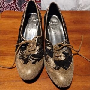Lulu Guinness London metallic brown & tan heels